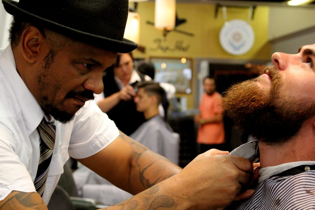 barbering at viva brazil san diego barber at viva brazil